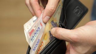 El SMVM pasó de $341.000 a $346.800 en febrero 2026. El SMVM pasó de $341.000 a $346.800 en febrero 2026.