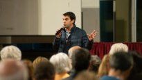 El intendente de San Isidro Ramón Lanús destacó los resultados del programa Ojos en Alerta en en el Colegio Cardenal Newman, Boulogne.&nbsp;