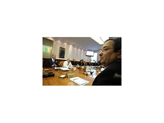 El ejecutivo hebreo dio luz verde para que se someta a votación en el parlamento una ley que prevé que cualquier persona que se nacionalice debe jurar lealtad