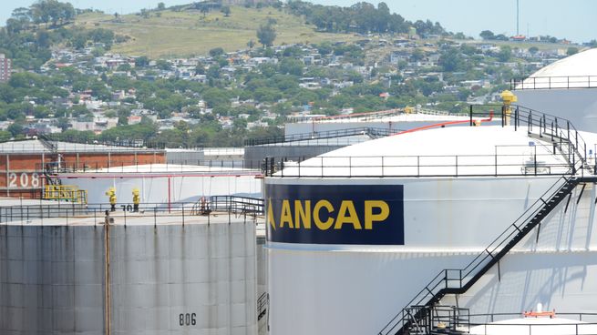 Ancap recaudará 5 millones de dólares adicionales por el ajuste en el gasoil definido para este mes.