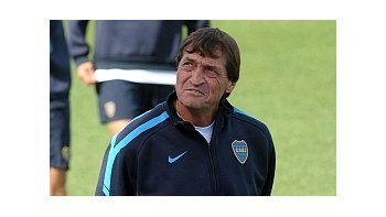 Falcioni no baja a Boca de la pelea por el campeonato.