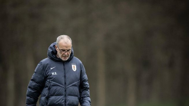 El Loco Bielsa es uno de los 17 técnicos que se despidieron tras la Copa del Mundo.