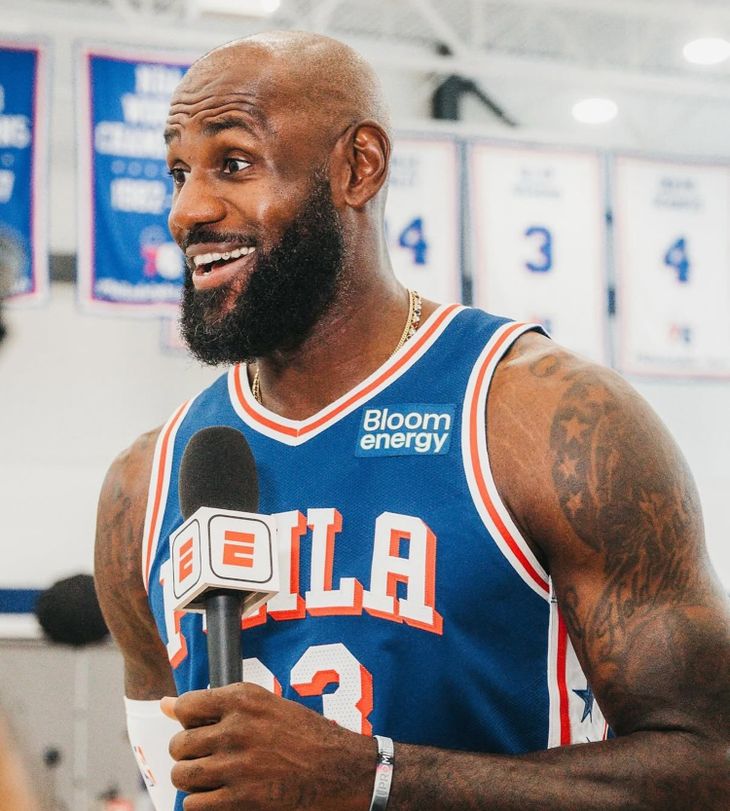 Bron-Bron aceptó ganar mucho menos en Philadelphia con la intención de pelear por su quinto título de la NBA.