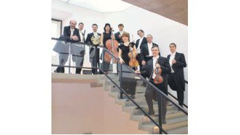 Formado por algunos de los más destacados músicos de nuestro país, el Ensamble Instrumental de Buenos Aires inició anoche,  por tercer año consecutivo, su ciclo de tres conciertos en el templo Amijail.