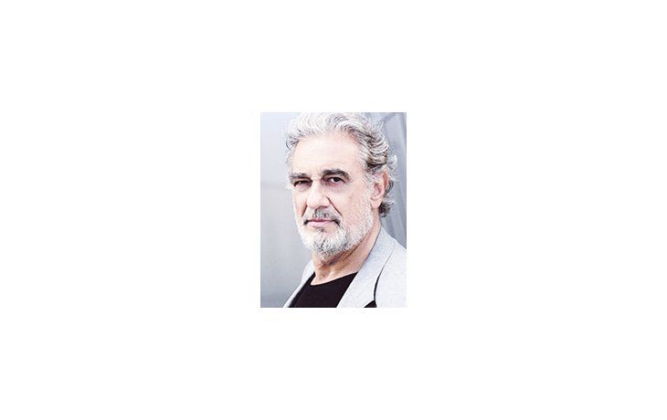 Plácido Domingo será intervenido «preventivamente» en Nueva York y debió cancelar funciones por un mes y medio.