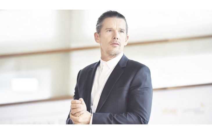 ámbito.com | Hawke. Recibió en San Sebastián el premio Donostia a la trayectoria.