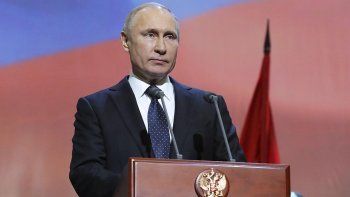 en peligrosa escalada, putin amenazo con atacar centros de toma de decisiones