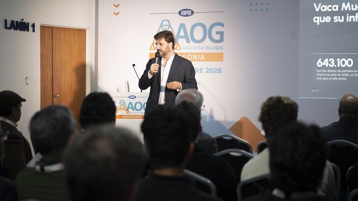 "No solamente alojamos a la gente, sino que le proveemos bienes y servicios, y le damos un lugar a las empresas para que puedan optimizar su logística”, resumió Gino Zavanella, CEO de ZLT. "No solamente alojamos a la gente, sino que le proveemos bienes y servicios, y le damos un lugar a las empresas para que puedan optimizar su logística”, resumió Gino Zavanella, CEO de ZLT.