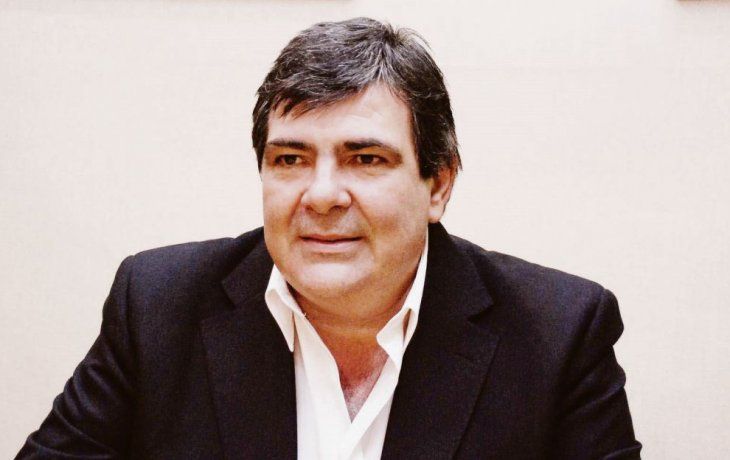 Reacción. Capitanich propuso que los gobernadores tengan no más de dos mandatos, y es él quien sale a buscar un tercero, disparó Peche.