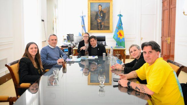 Axel Kicillof recibió a Ian Moche