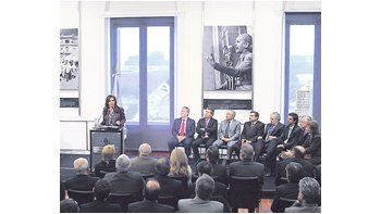 Este año, el Gobierno anunció el Programa de Desendeudamiento para todos los distritos y giró a los gobernadores fondos de ATN por más de $ 9 mil millones.