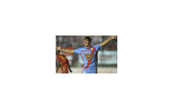Zelaya marcó el segundo gol con un potente disparo tras varios rebotes.