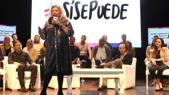 La diputada arremetió contra los intendentes bonaerenses.
