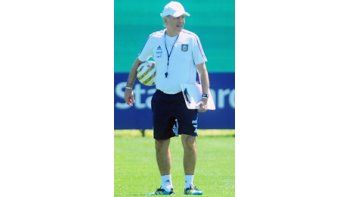Alejandro Sabella medita algunas variantes para enfrentar a Colombia.
