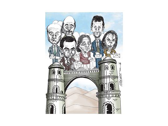 El juecista Esteban Dómina, el radical Ramón Mestre (h), Carlos Vicente (Nuevo Encuentro), Laura Sesma (Coalición Cívica), el oficialista Héctor Pichi Campana y Olga Riutort (Fuerza de la Gente).