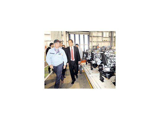 El gobernador Daniel Scioli recorrió ayer la planta que la empresaautomotriz japonesa posee en Zárate.