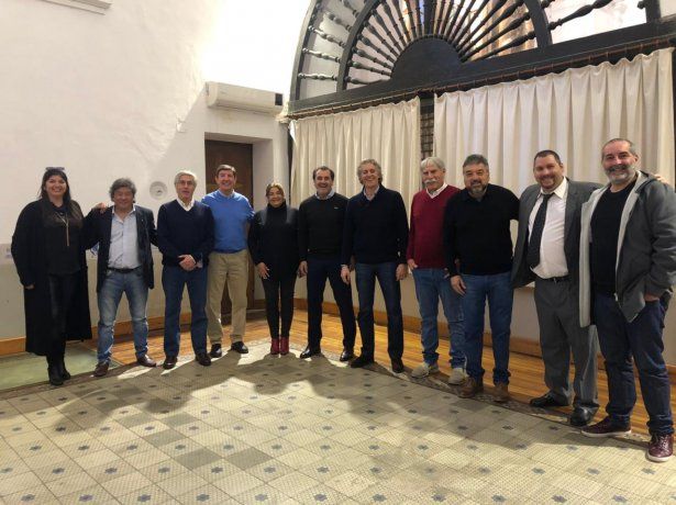 Comisión Directiva integrada por representantes de Tucumán, Mendoza, Chaco, Buenos Aires, Capital Federal y Río Negro.