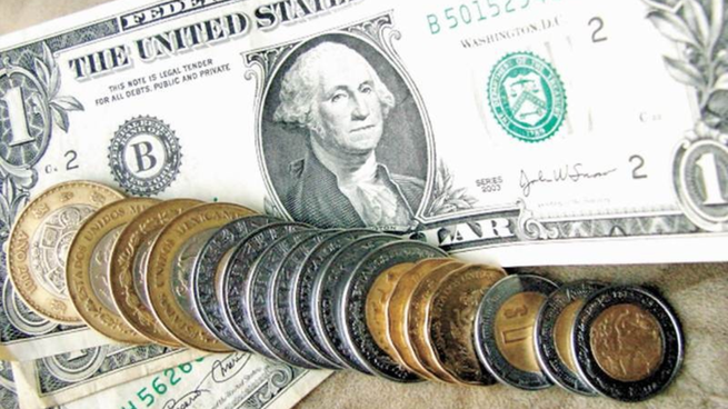 Cotización del dólar y peso mexicano este lunes.