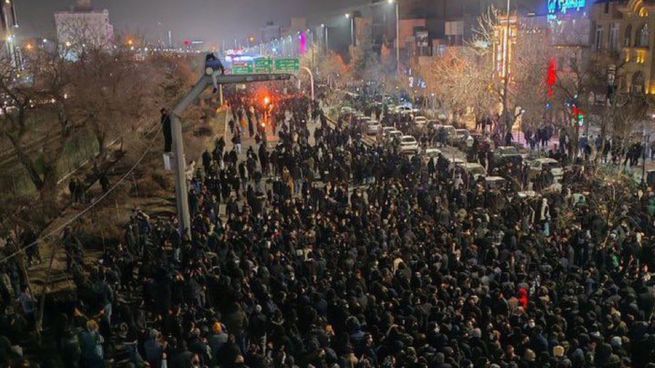 Continúan las protestas en las calles de Irán.