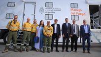 el ministro cabandie presento nuevos equipamientos para combatir el fuego