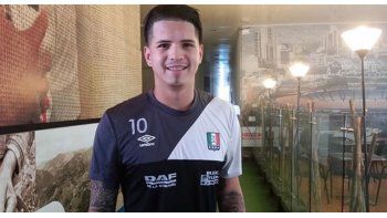 Cardona llegó a Chacarita.