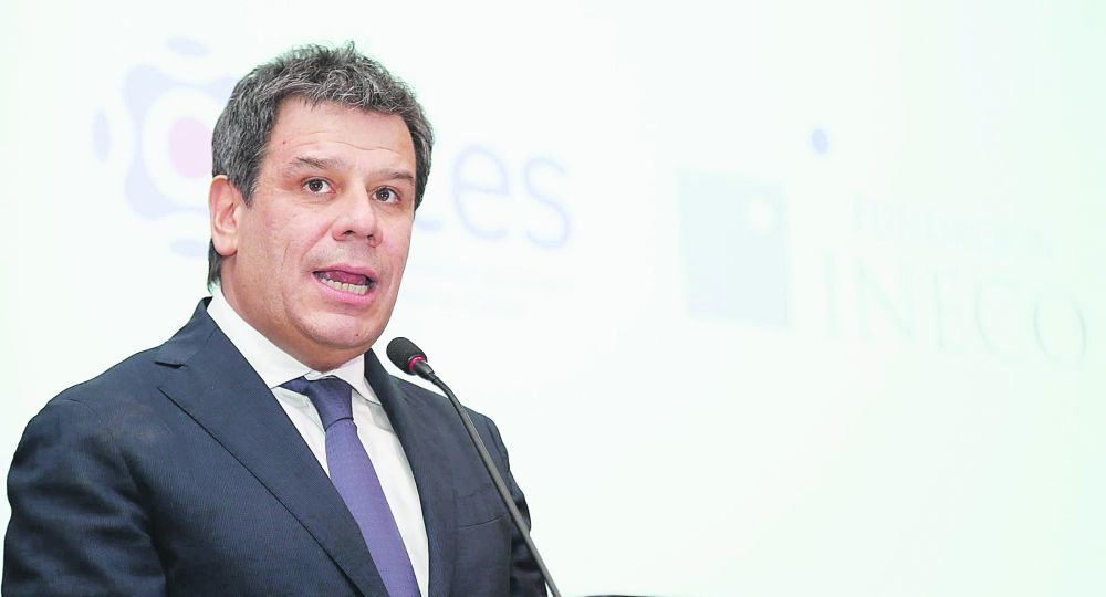 Reaparición. Tras el cierre de listas, volvió Facundo Manes en un encuentro en el Yacht Club de Puerto Madero. El “porqué” de su decisión.