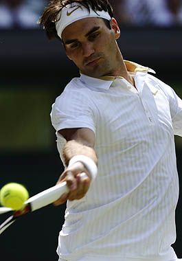 Federer devolvió todo lo que Karlovic le tiró.