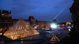 The jewels stolen from the Louvre are worth 88 million euros.