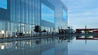 El Cubo, centro de investigación y desarrollo de Philip Morris International en Neuchatel, Suiza.