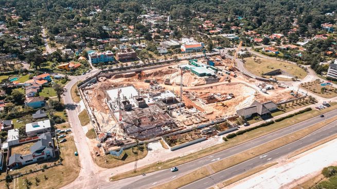 Investigan denuncia de trabajadores de la obra del ex San Rafael por presunta violación de derechos.