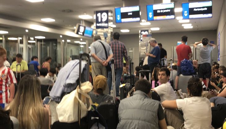 ATE-ANAC anunci&oacute; nuevas medidas de fuerza ante la falta de avances en sus reclamos salariales y laborales. El sindicato anticip&oacute; que garantizar&aacute; los vuelos en desarrollo, sanitarios y oficiales, aunque podr&iacute;an registrarse afectaciones en la operaci&oacute;n comercial.