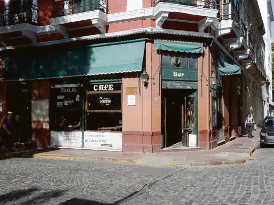 Otras épocas. El bar supo estar lleno cuando los turistas se agolpaban para conocerlo.&nbsp;