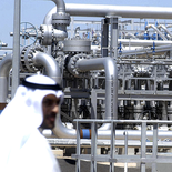 La Kuwait Petroleum Corp. informó que la reducción arrancó el sábado con unos 100.000 barriles diarios. La Kuwait Petroleum Corp. informó que la reducción arrancó el sábado con unos 100.000 barriles diarios.