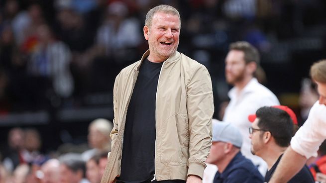 Tilman Fertitta es uno de los millonarios que logró su sueño de comprar el equipo de sus amores.