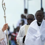 El Papa XIV arribó a Ángola tras su viaje a Camerún. El Papa XIV arribó a Ángola tras su viaje a Camerún.