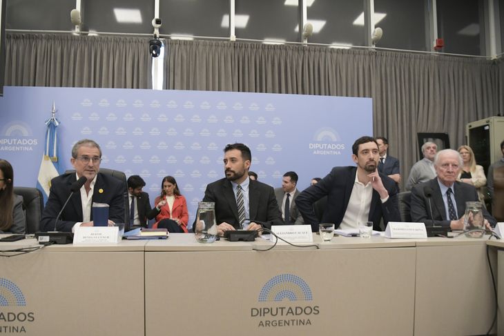 La comisión de Presupuesto celebró su última reunión informativa. La comisión de Presupuesto celebró su última reunión informativa.