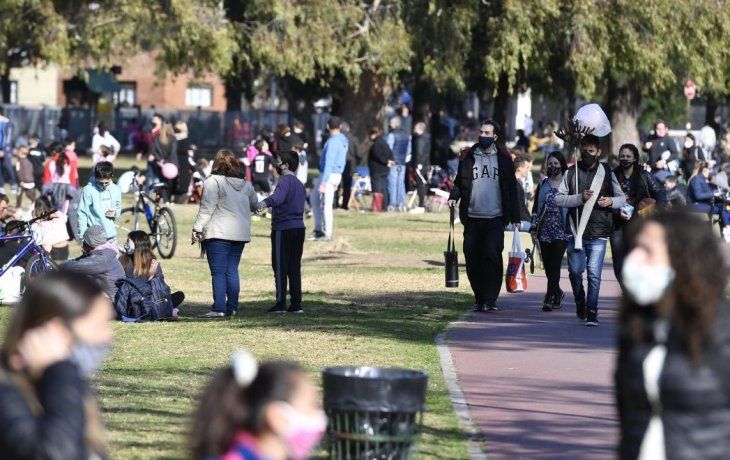 Ciudad: una por una, que actividades abren desde el lunes.