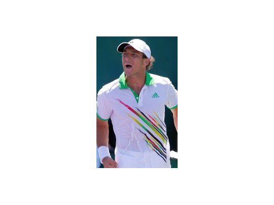 Juan Mónaco avanzó a la tercera ronda en Miami.