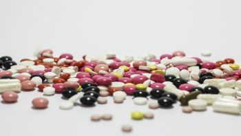 Se reduce la lista de medicamentos para la Covid-19 en ensayos cl&iacute;nicos tras falta de resultados alentadores.&nbsp;