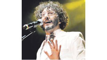 Con el multitudinario show en el Club GEBA, el músico rosarino puso el broche de oro a la gira de presentación de su último disco, «Confiá».