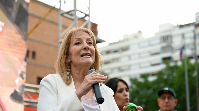 Carolina Cosse señaló que la causa por el Antel Arena fue una operación política en su contra.