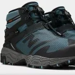 La nueva propuesta de New Balance permite tener tres modelos distintos en un mismo calzado.