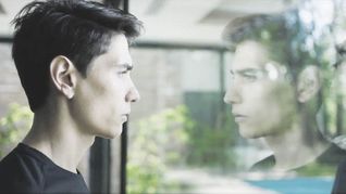 9. Enzo Vogrincic en el film de Martín Barrenechea y Nicolás Branca.