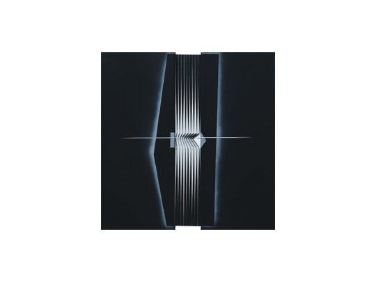 “Contraseña” de Alberto Biasi, como el resto de las 60 obras de “Percezione e Illusione- Arte Programmata e Cinetica Italiana” muestran su resistencia al paso del tiempo.
