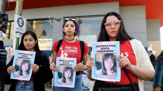 Reclaman por la investigación de la muerte de Sofía Fernández, en una comisaría de Pilar.