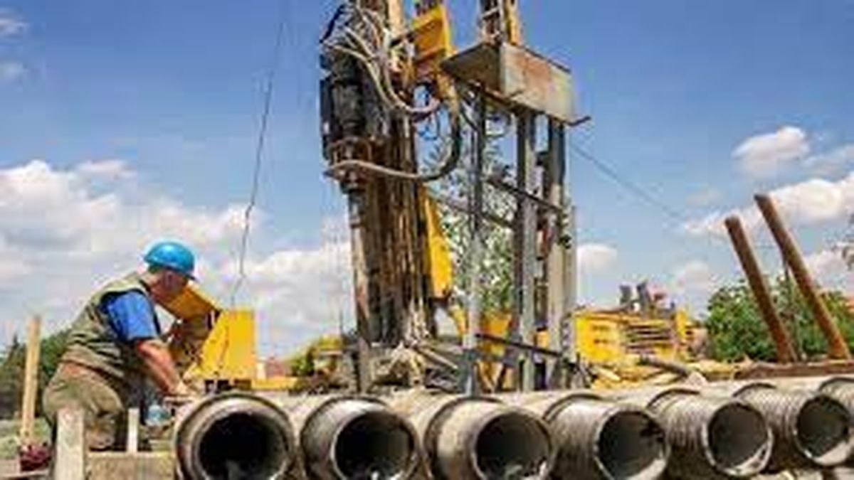 Argentine company signs service contract for 14 oil fields in Brazil