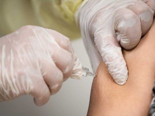 La vacuna antigripal estpa dirigida principalmente a los grupos de riesgo.