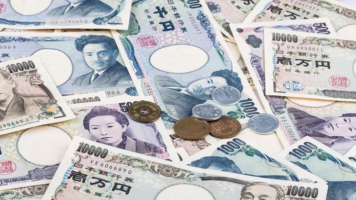 El yen se se apreció este jueves de manera generalizada.