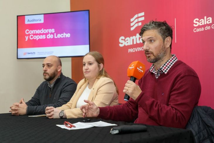 Conferencia: Sergio Basile, Victoria Tejera y Ramón Soques. Conferencia: Sergio Basile, Victoria Tejera y Ramón Soques.