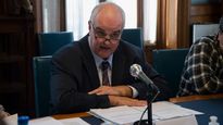 Los secretarios de Gustavo Penadés fueron citados por la Fiscalía en el marco de la causa por explotación sexual de menores de edad.